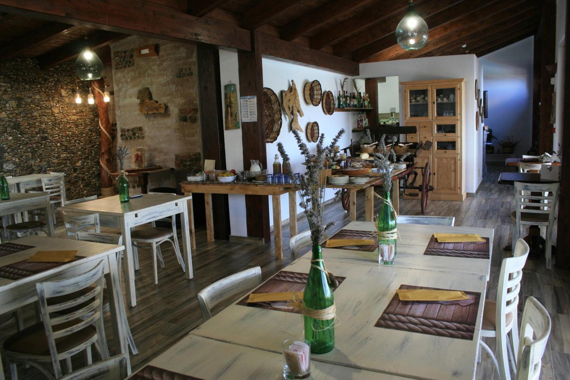 Il Podere Dell'Angelo Old Country House Белведере Маритимо Екстериор снимка